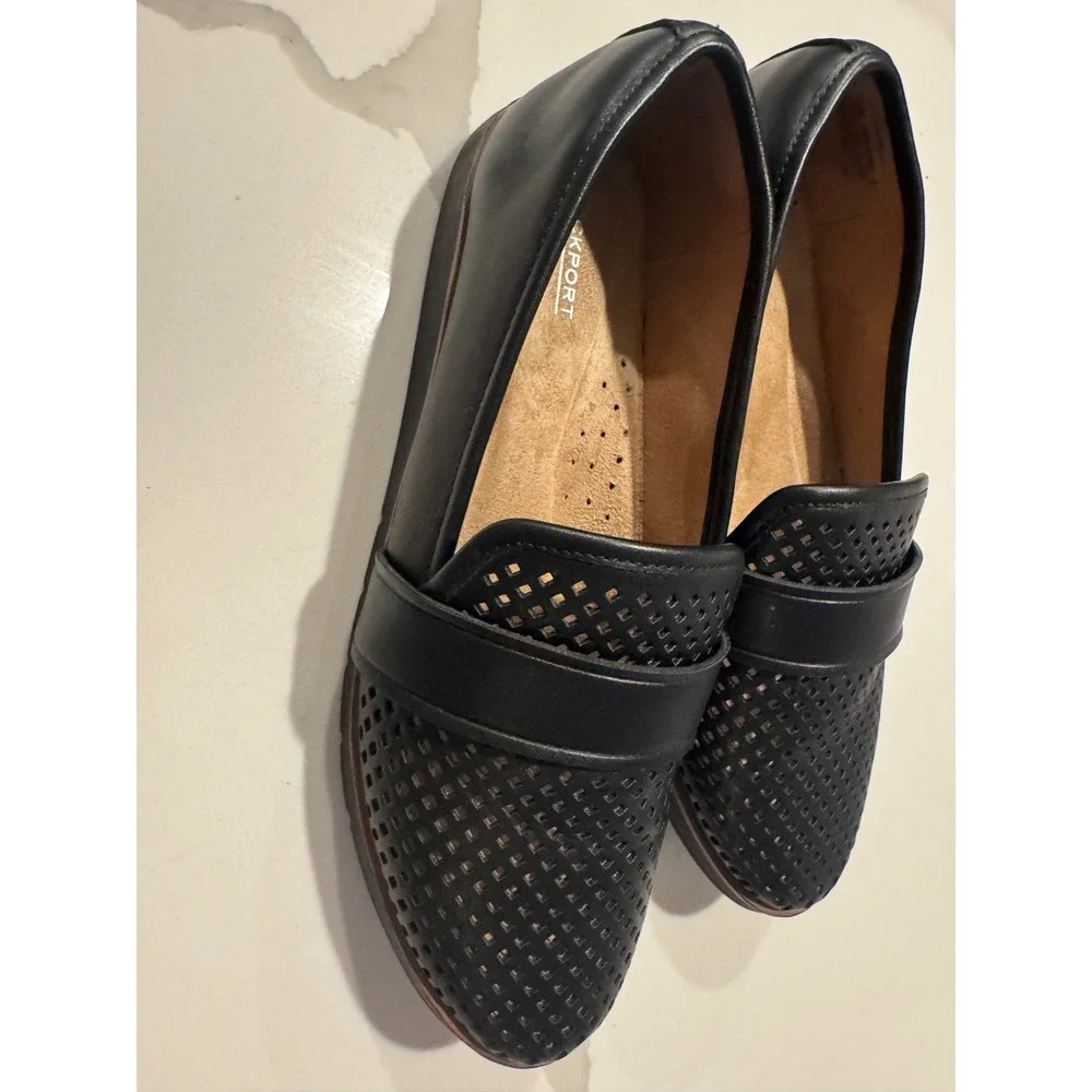 Rockport Total Motion TruTech Black Perforated Leather Loafers CI7093 Womens‎ 7